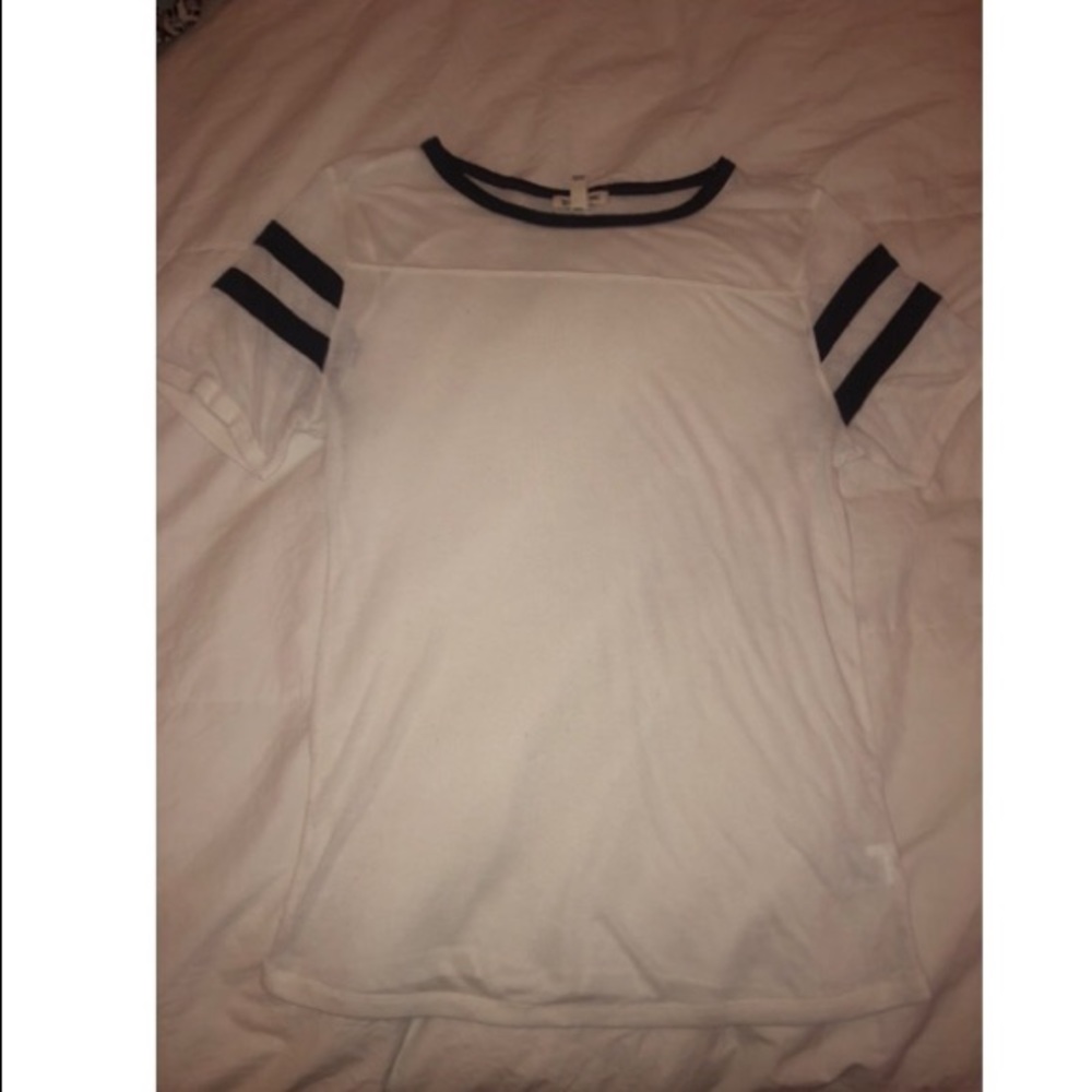 white t-shirt
